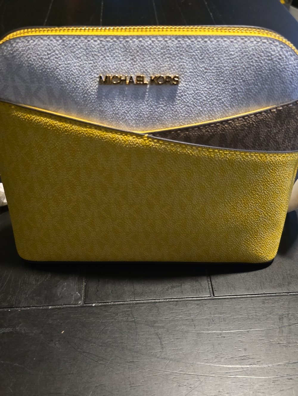 NWOT Golden Yellow MK Logo Jet Set Dome Crossbody Bag